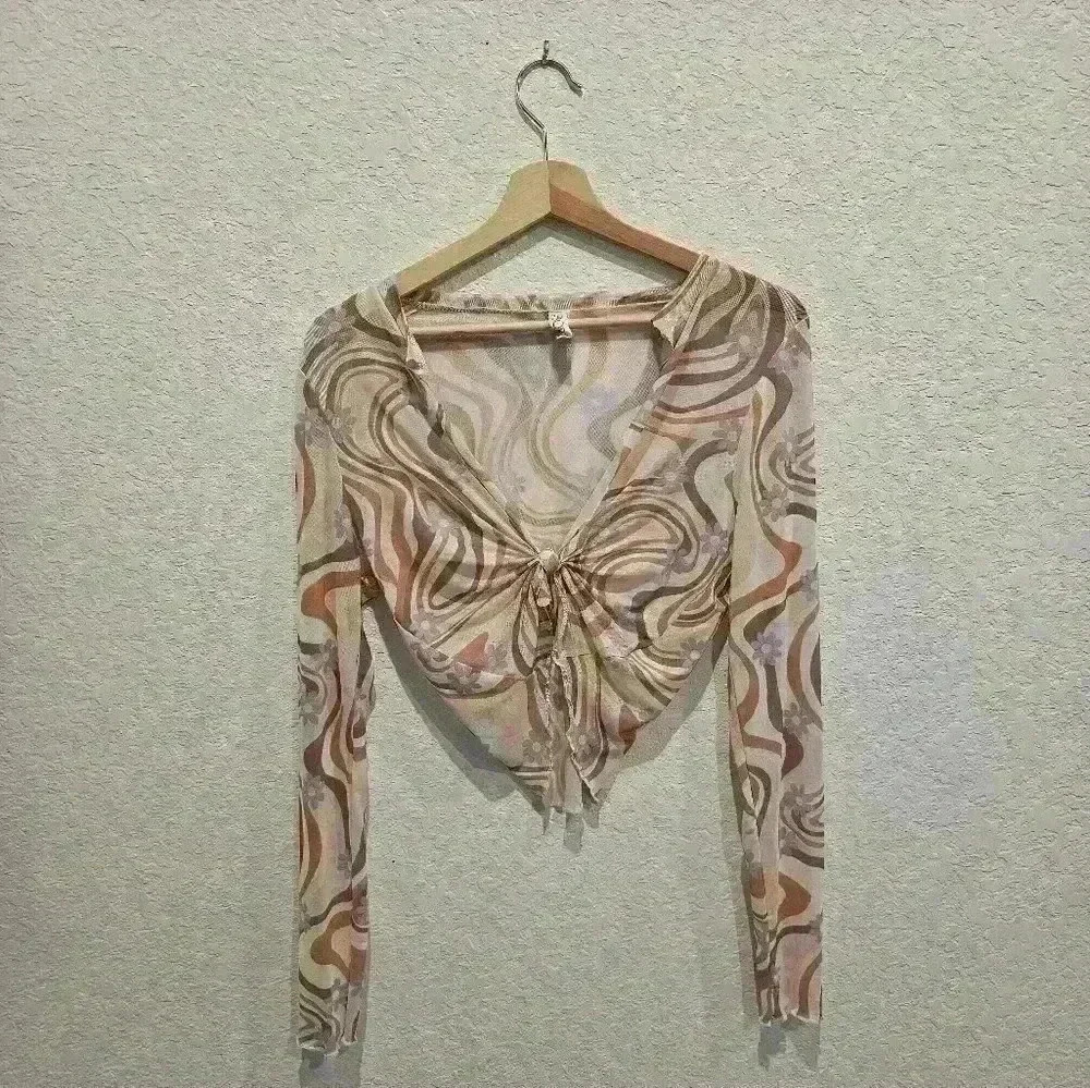 Body long sleeve mesh top - Picture 1 of 5